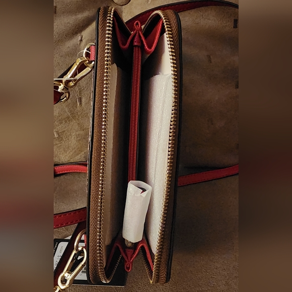 Karl Lagerfeld Wallet - Picture 6 of 6